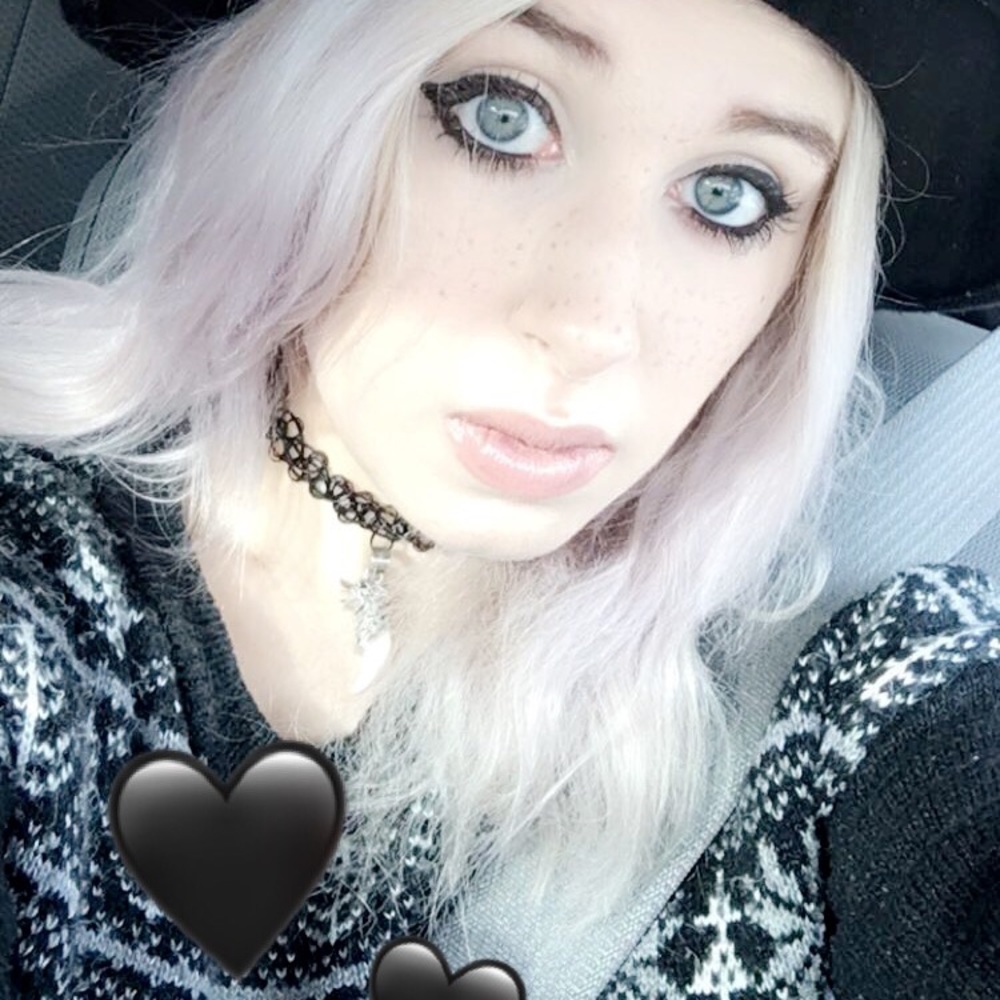 Meet your Posher, Madeline